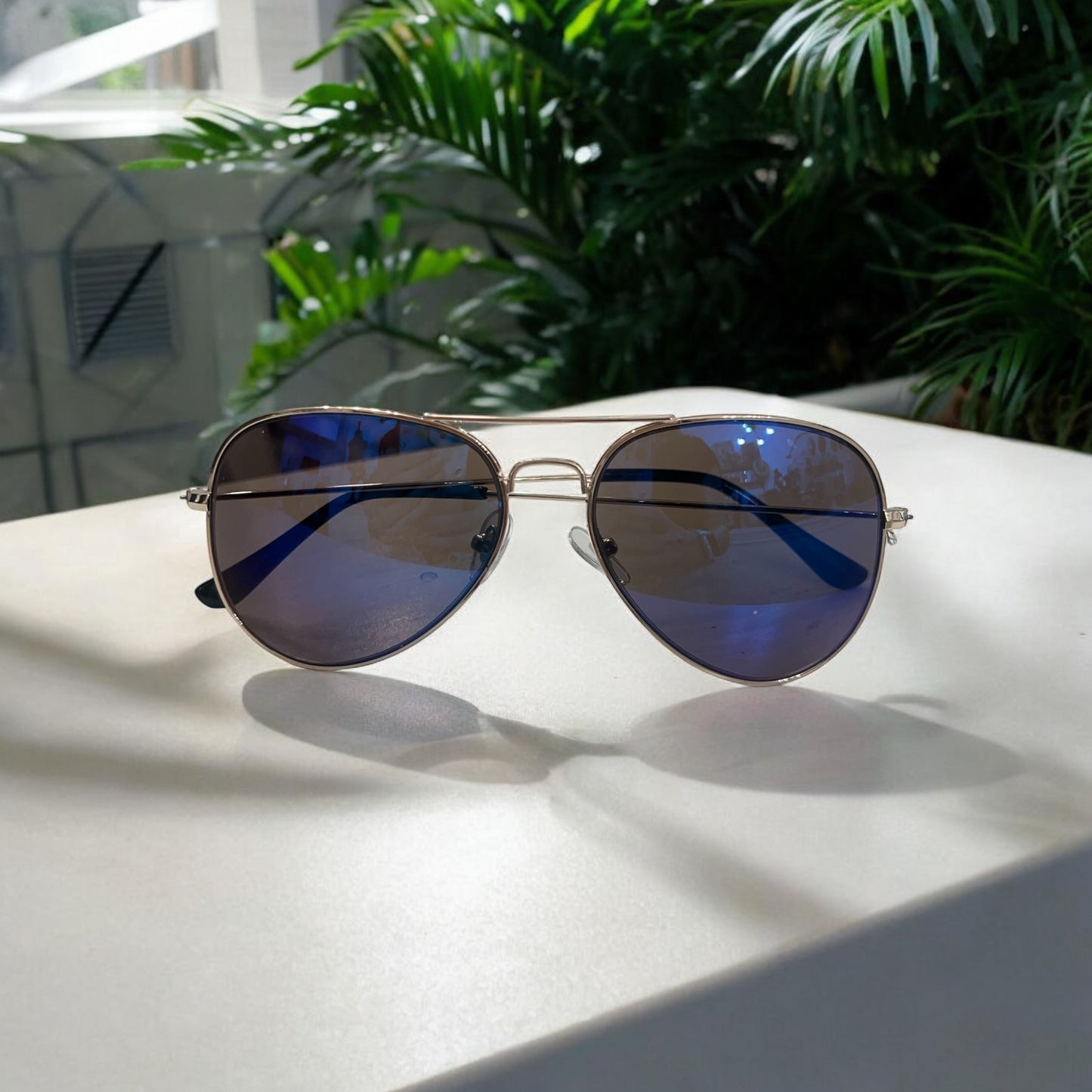Gold trim Aviator Sunglasses