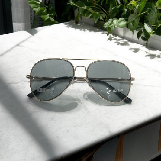 Aviator Sunglasses with Gold Trim