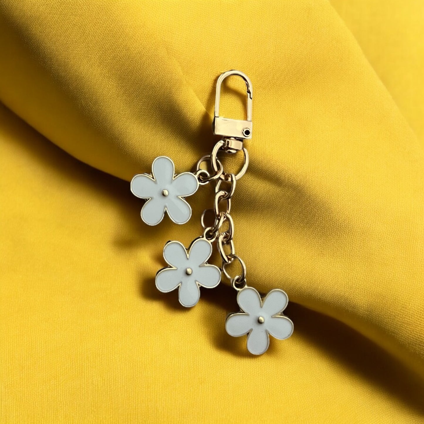 Dainty Flower 3 Stack Keychain