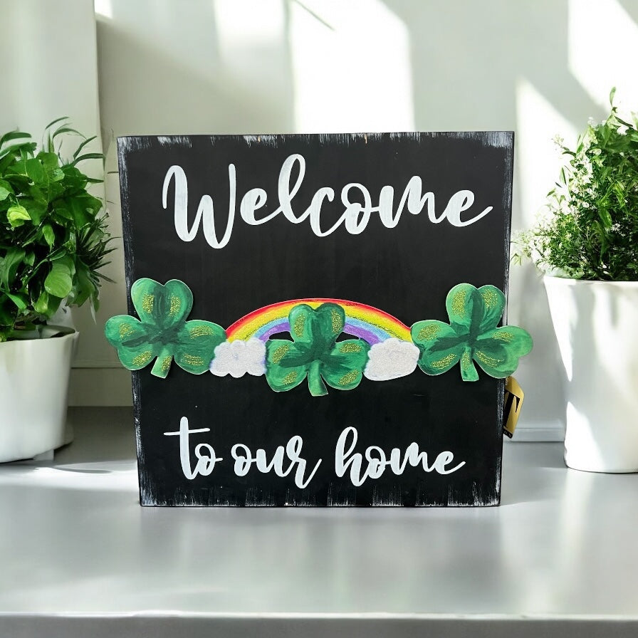 Roundtop Shamrock and Rainbow Garland