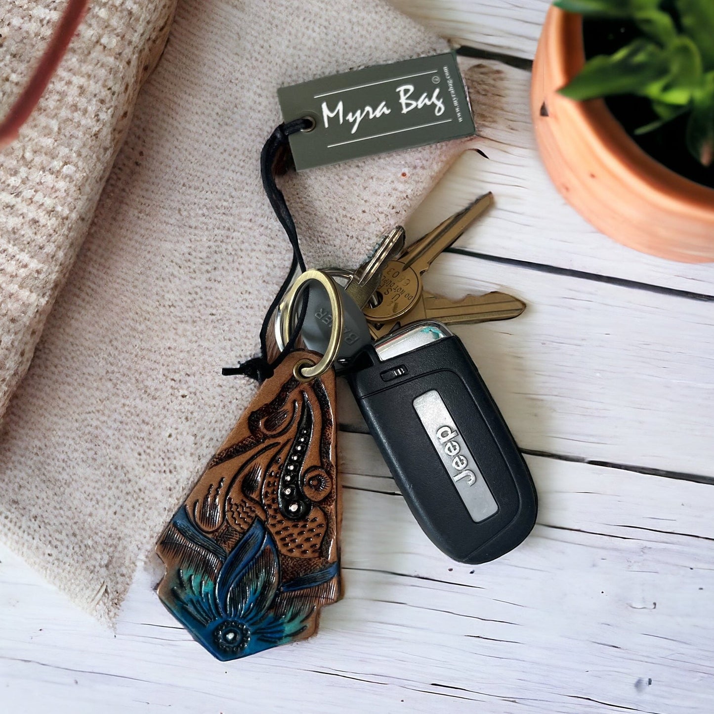 “Flowering Love” Myra Keychain